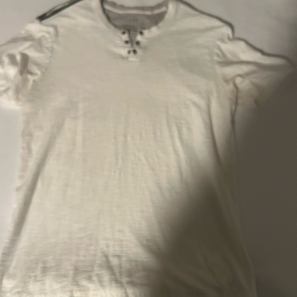 Guess Off-White Short Sleeve Tee - Picture 1 of 3